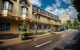Hotel pod Zámkom